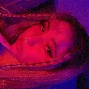 Meet your Posher, Aria